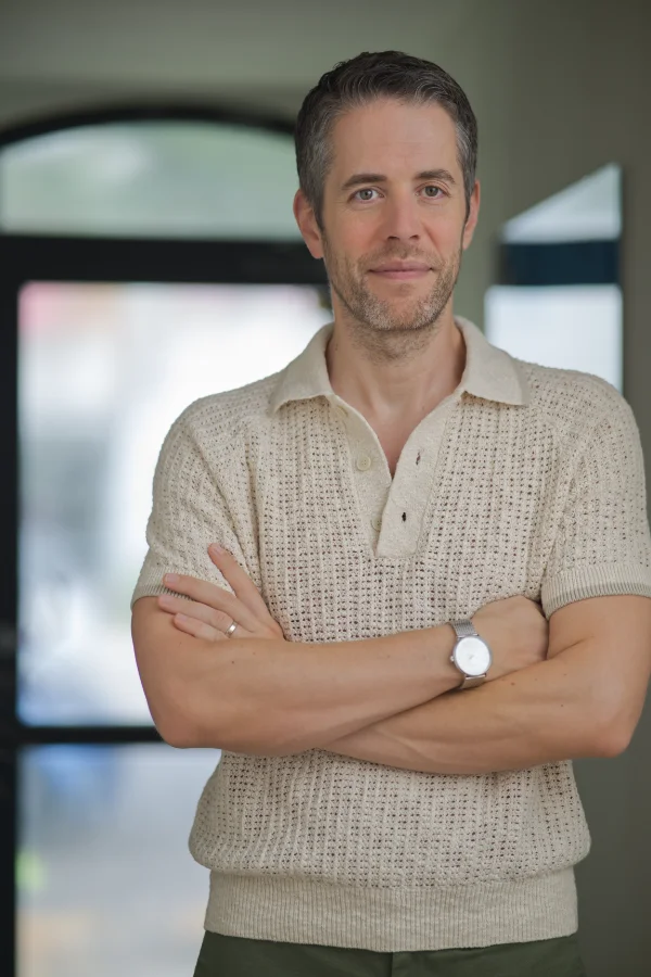 Porträt von Constantin Dalpas, psychologischer Psychotherapeut in der Praxis Dalpas Frankfurt